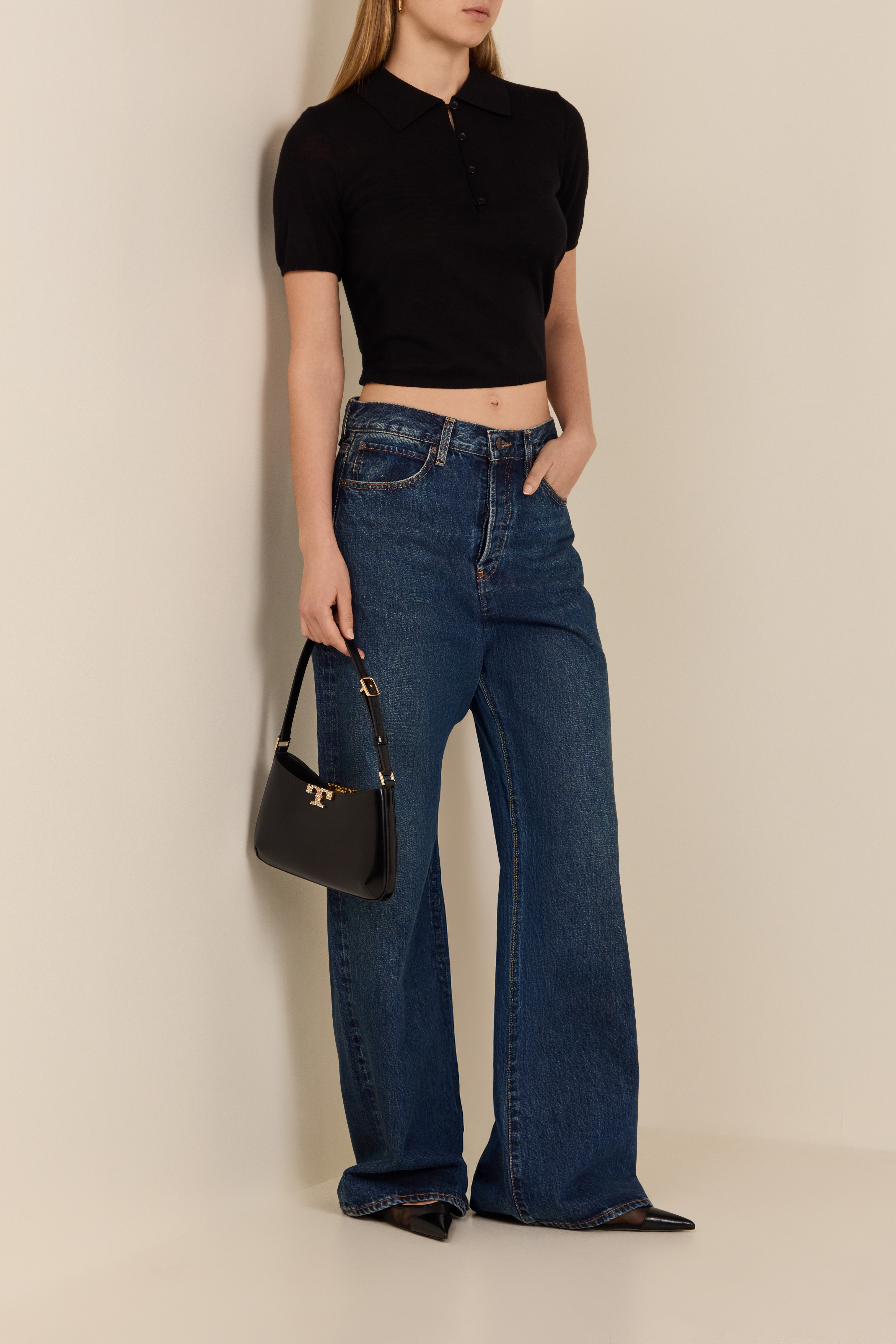 מכנסי ג'ינס בגזרה רחבה